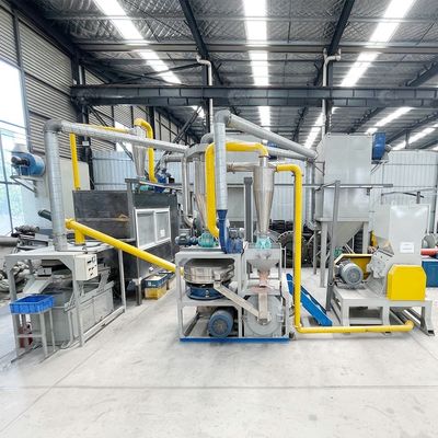 Máquina de reciclagem de placas de circuito de resíduos de matérias-primas com inspecção de saída por vídeo