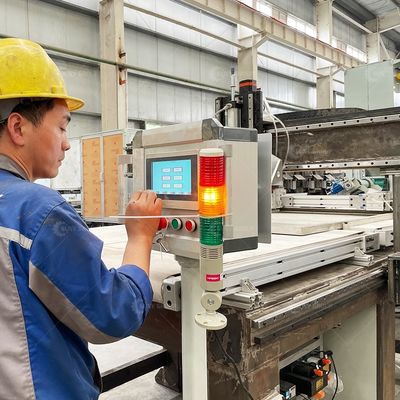 Máquina de desmontagem de painéis solares sustentáveis com comprimento de curso hidráulico de 150 mm