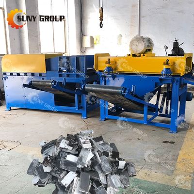 Máquina de desmontagem automática de baterias de chumbo-ácido para produção de papel