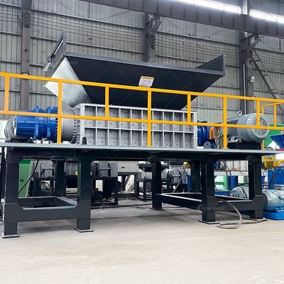 Triturador de eixo duplo controlado por PLC para reciclagem de papel plástico em caixas de madeira