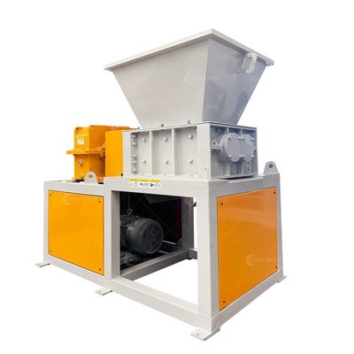 Triturador de resíduos multifuncional Triturador de plástico 30-50kg Máquina de trituração de eixo duplo mini personalizada
